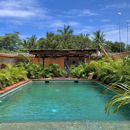 Melrose Place Hotel Пуерто Ескондидо Екстериор снимка