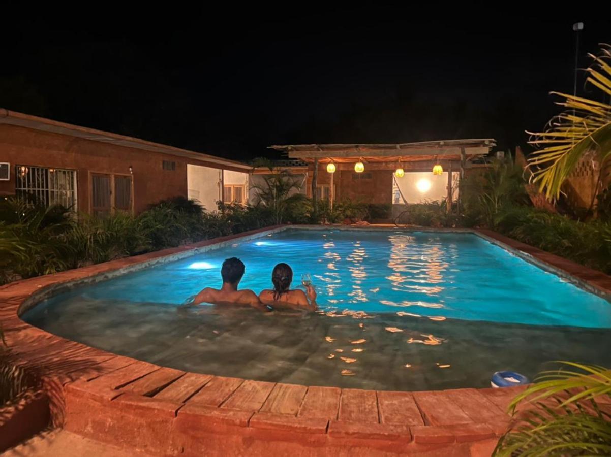 Melrose Place Hotel Пуерто Ескондидо Екстериор снимка